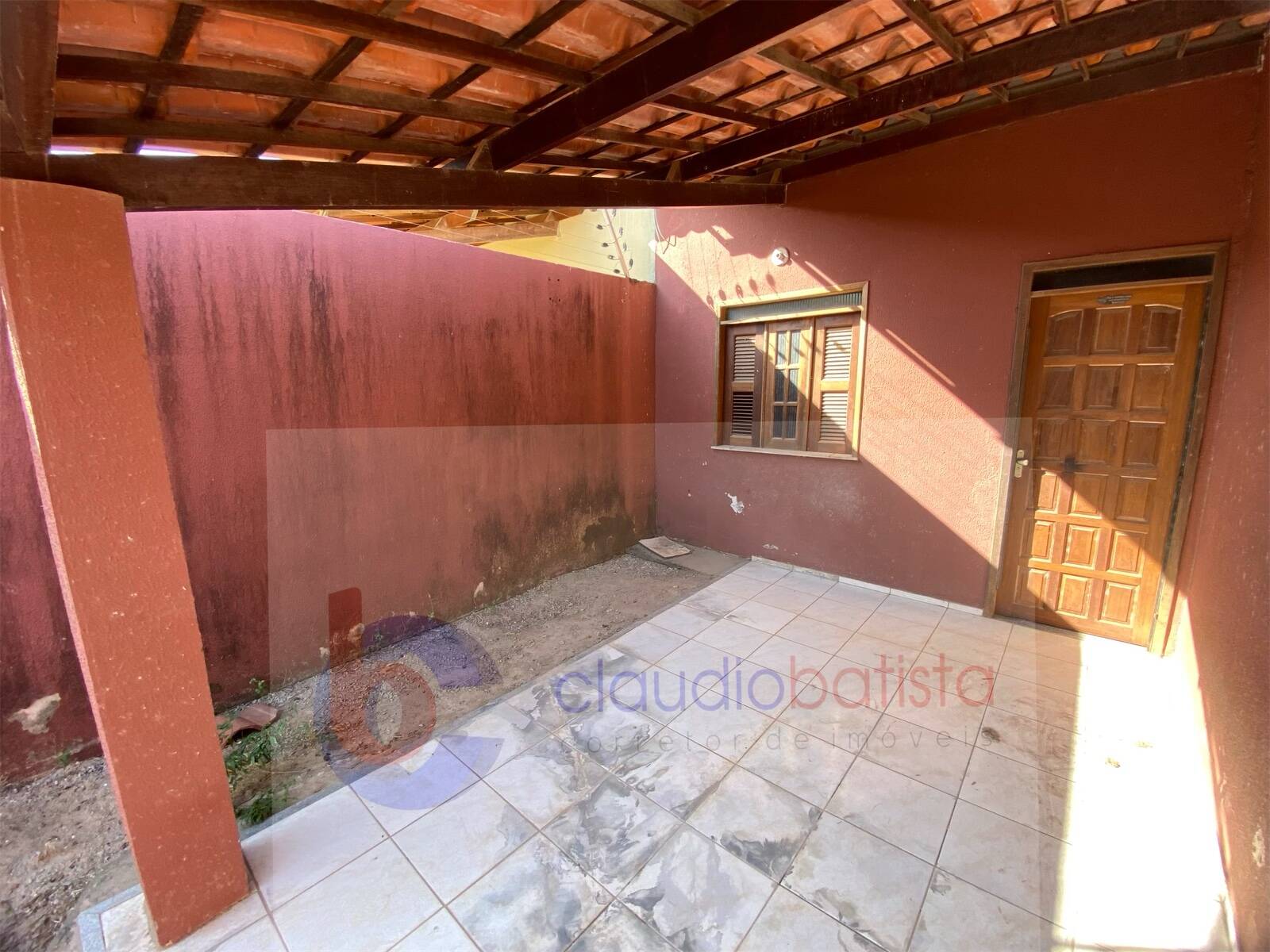 Casa à venda com 2 quartos, 65m² - Foto 4