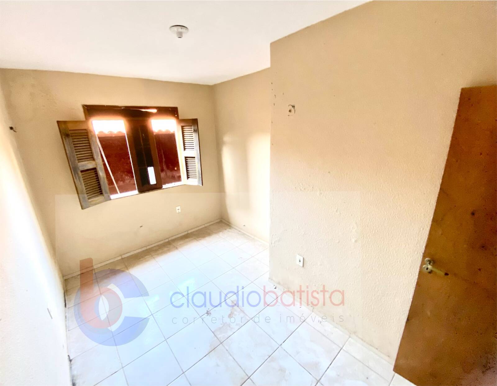 Casa à venda com 2 quartos, 65m² - Foto 13