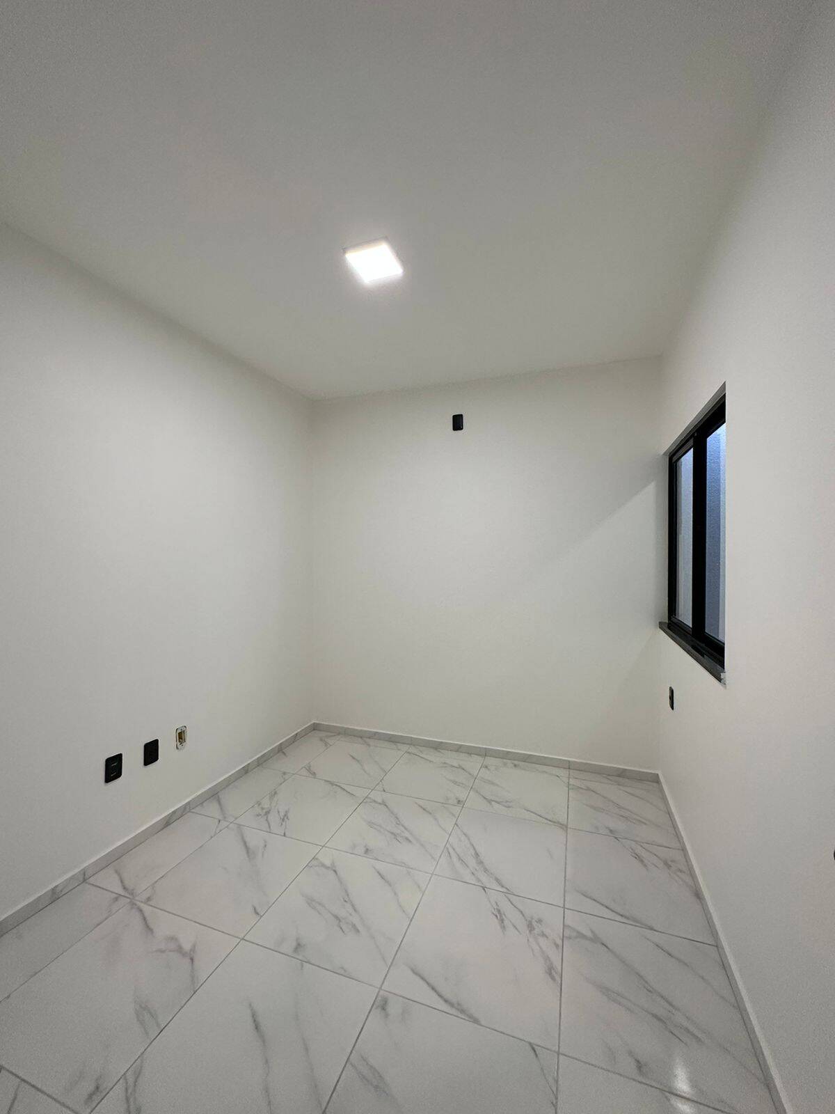 Casa à venda com 3 quartos, 90m² - Foto 12