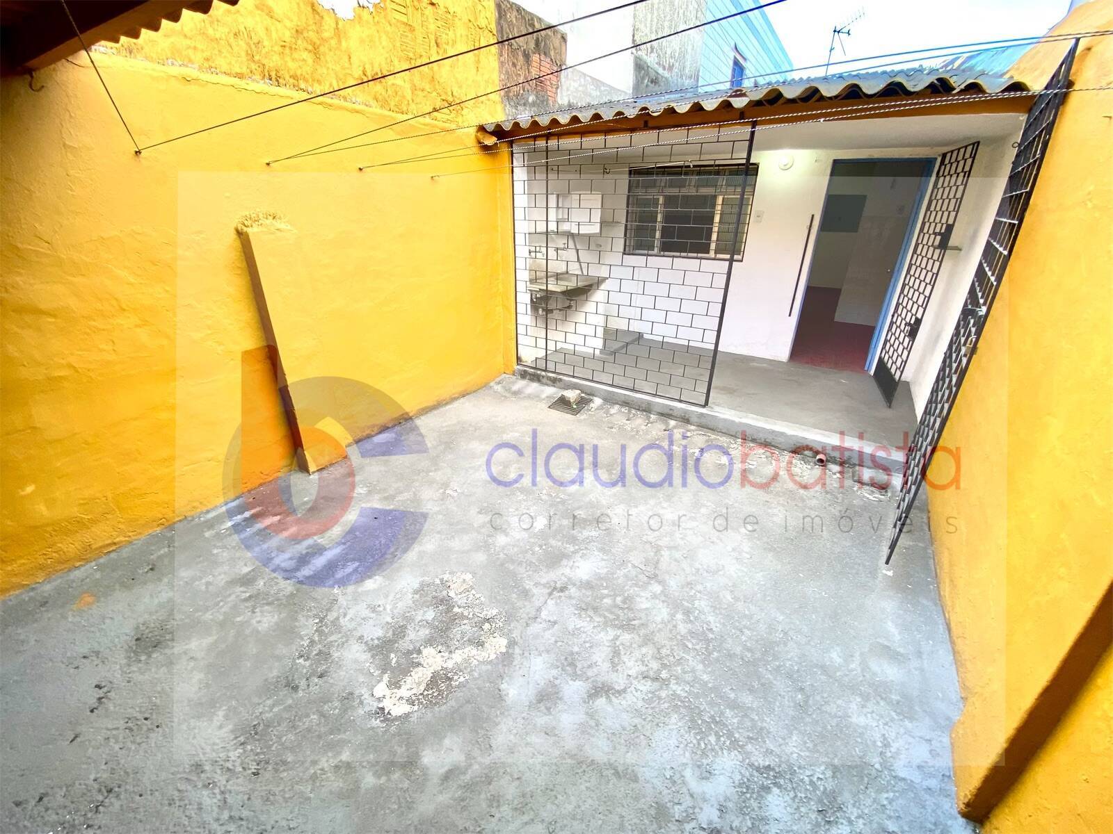 Casa à venda com 2 quartos, 100m² - Foto 13