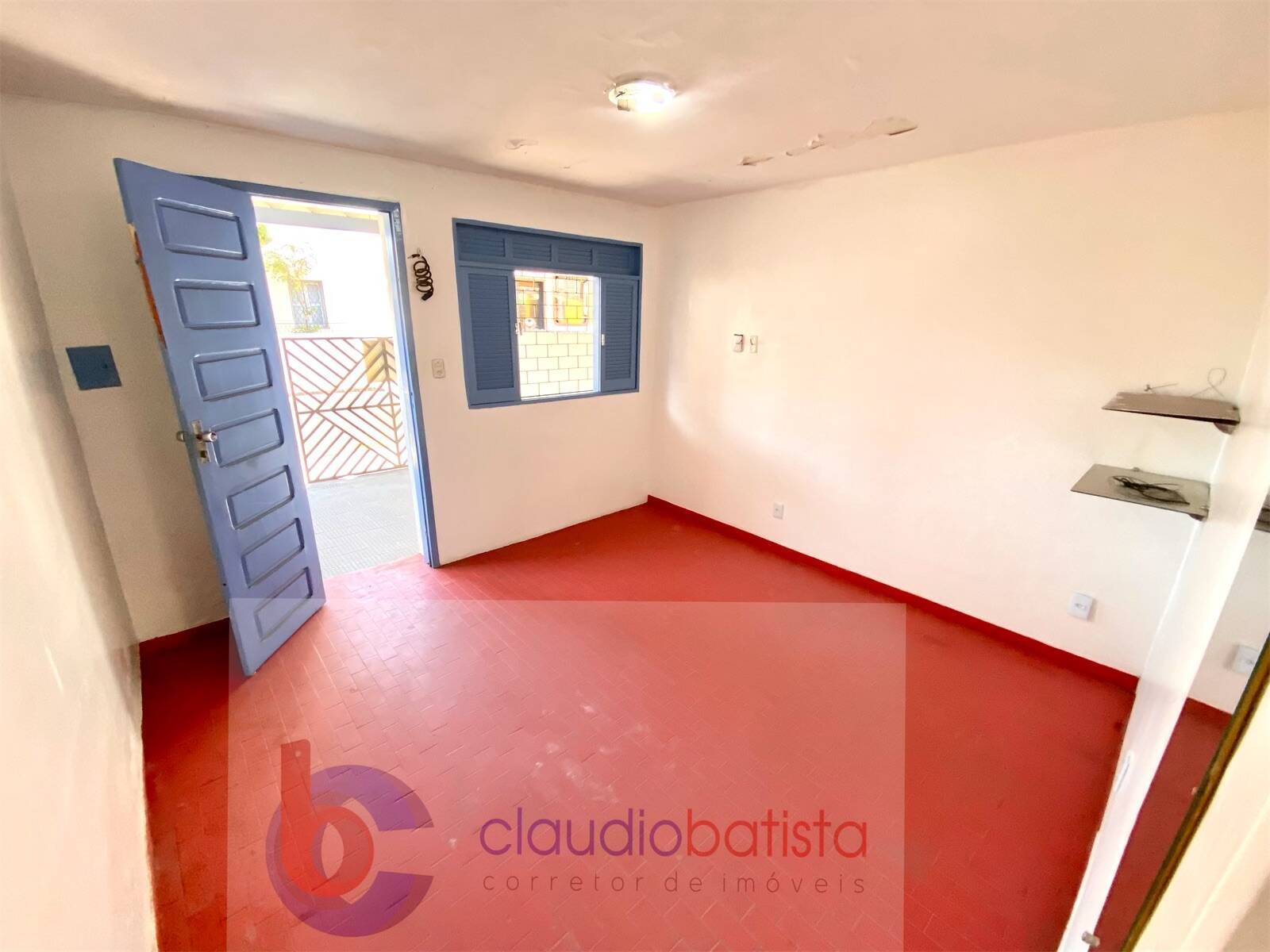 Casa à venda com 2 quartos, 100m² - Foto 4