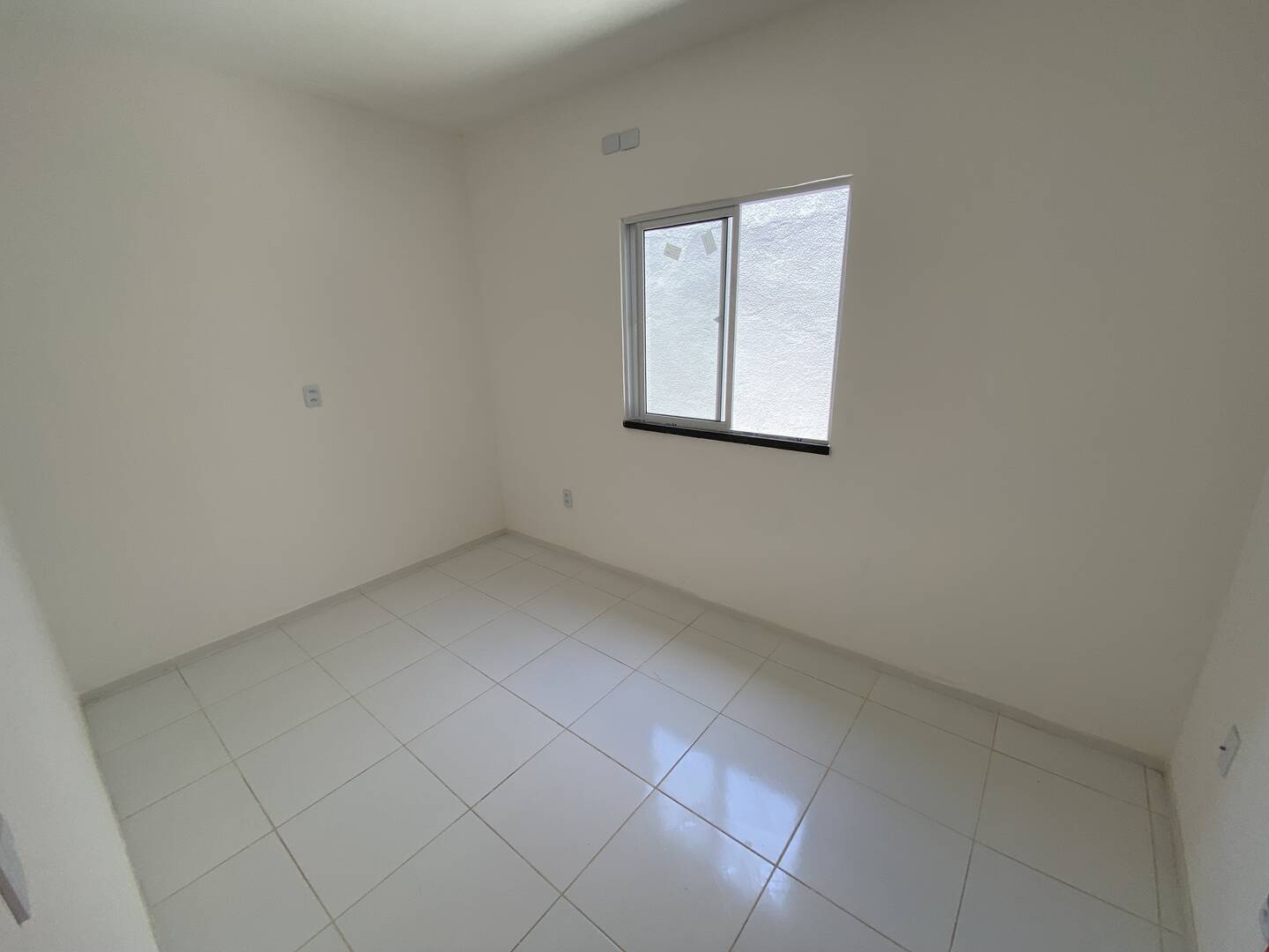 Casa à venda com 2 quartos, 90m² - Foto 6