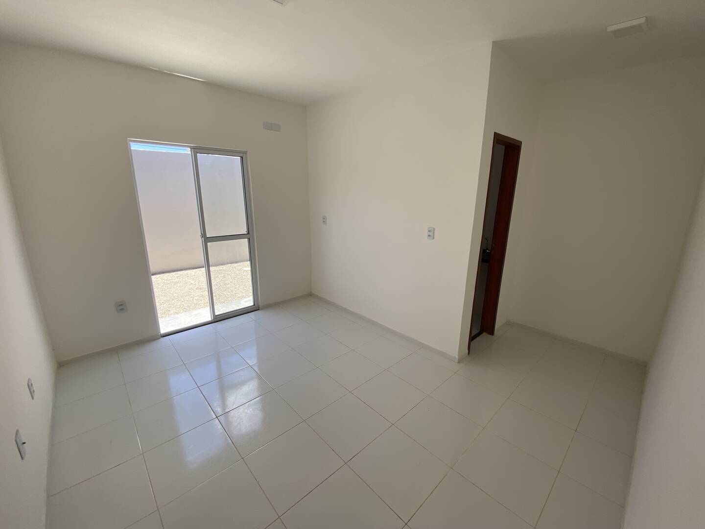 Casa à venda com 2 quartos, 90m² - Foto 8