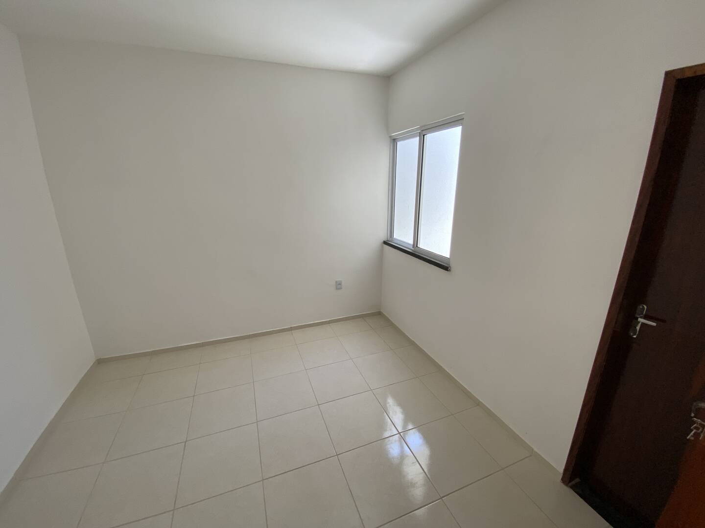 Casa à venda com 3 quartos, 87m² - Foto 12