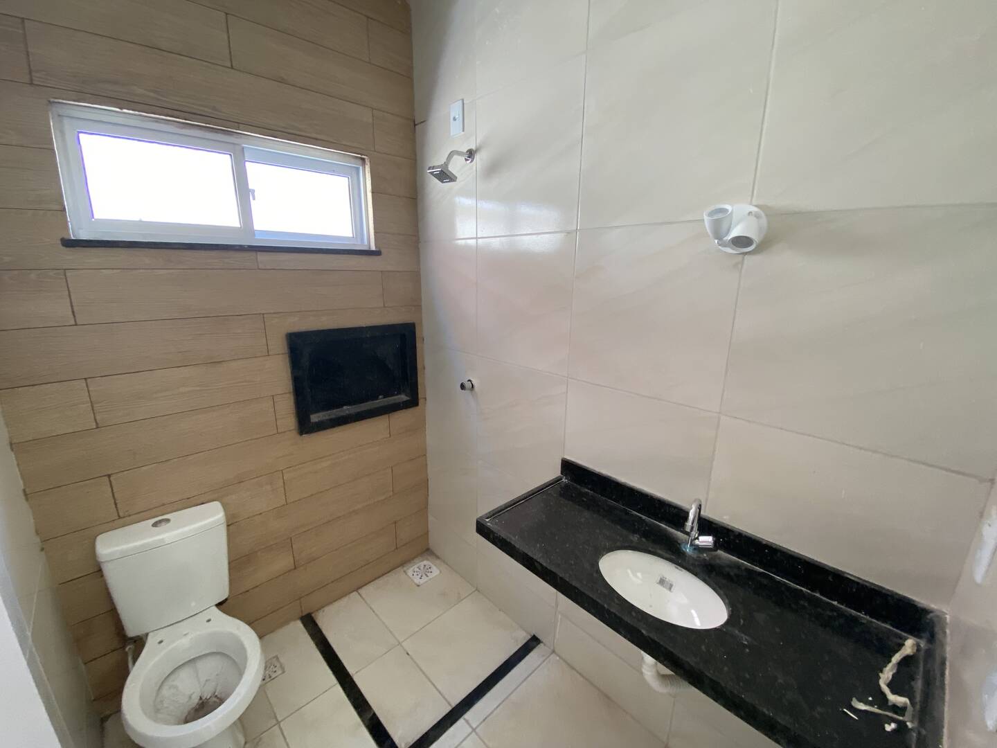 Casa à venda com 2 quartos, 78m² - Foto 10